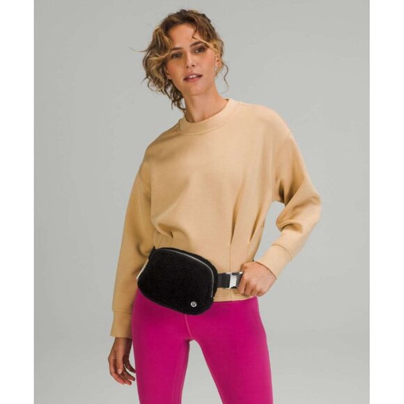 Lululemon Women's Black Sherpa Fleece Belt Bag Crossbody Waist Pack 3040 - Picture 2 of 15